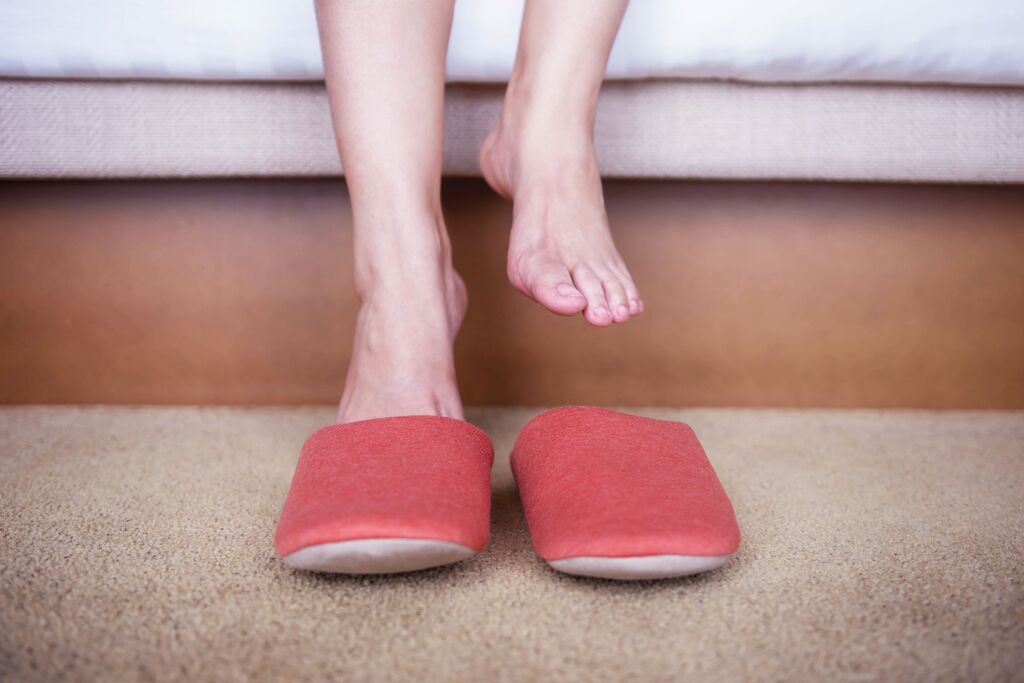 What Are the Best Women’s Slippers for Home Use?
