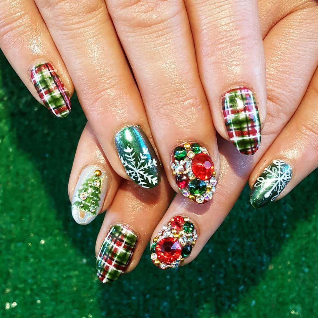 christmas nails