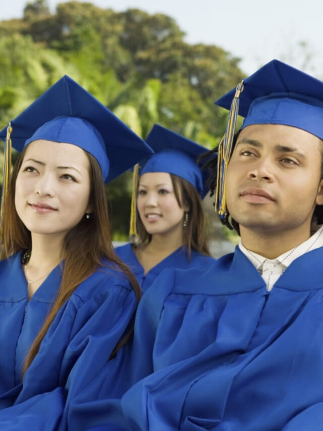 Tips: How To Wear Graduation Cap