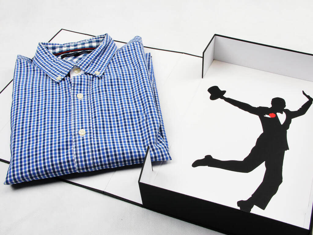 Custom Shirt Packaging 